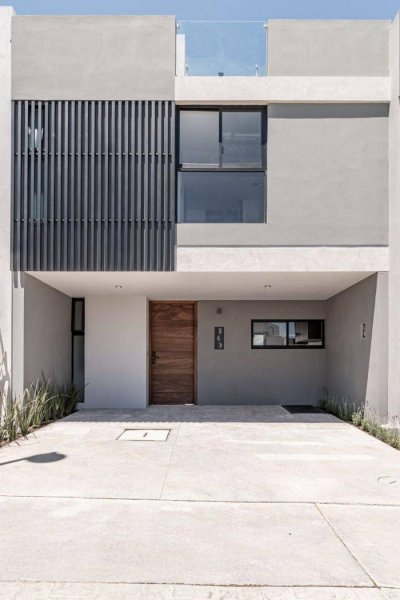 Casa en VENTA en Paraíso Residencial, en Bosques de Santa Anita.