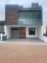 Casa en Venta en Fraccionamiento Loma alta tres Marías Morelia Morelia, Michoacan de Ocampo