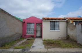 Casa en Venta en VILLAS DE LA HACIENDA Tlajomulco de Zúñiga, Jalisco
