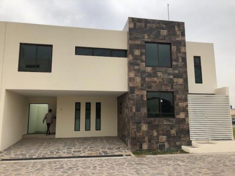 Foto Casa en Venta en santa anita, Tlaquepaque, Jalisco - $ 1.810.000 - CAV224751 - BienesOnLine