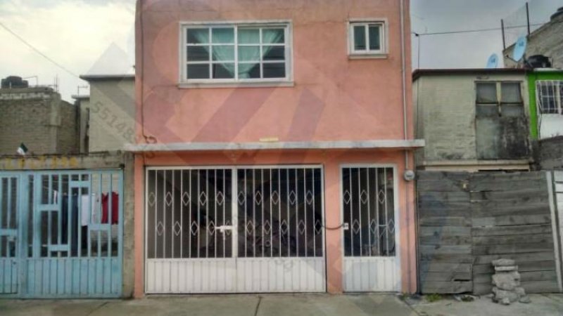 Foto Casa en Venta en CTM Ecatepec, Ecatepec de Morelos, Mexico - $ 800.000 - CAV128646 - BienesOnLine