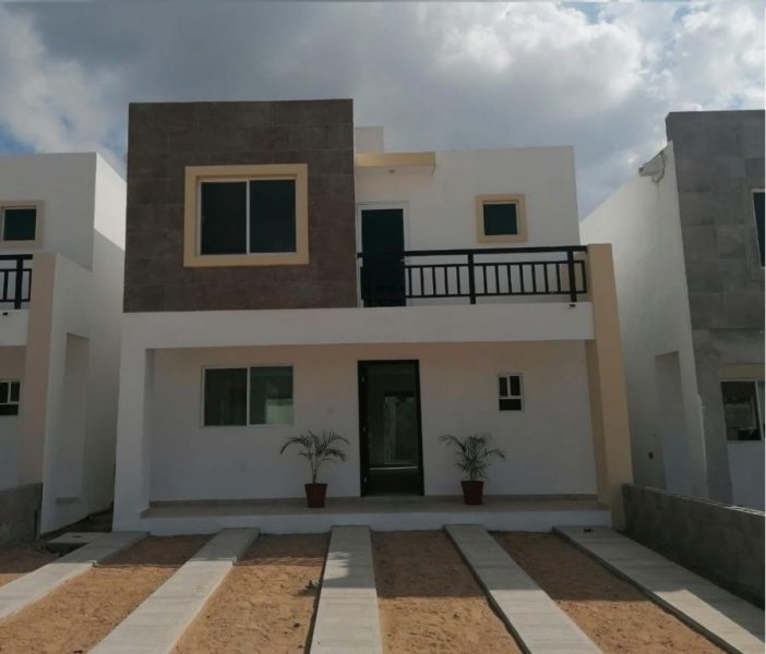 Casa en Venta en Fracc. Loma Bonita Tampico, Tamaulipas