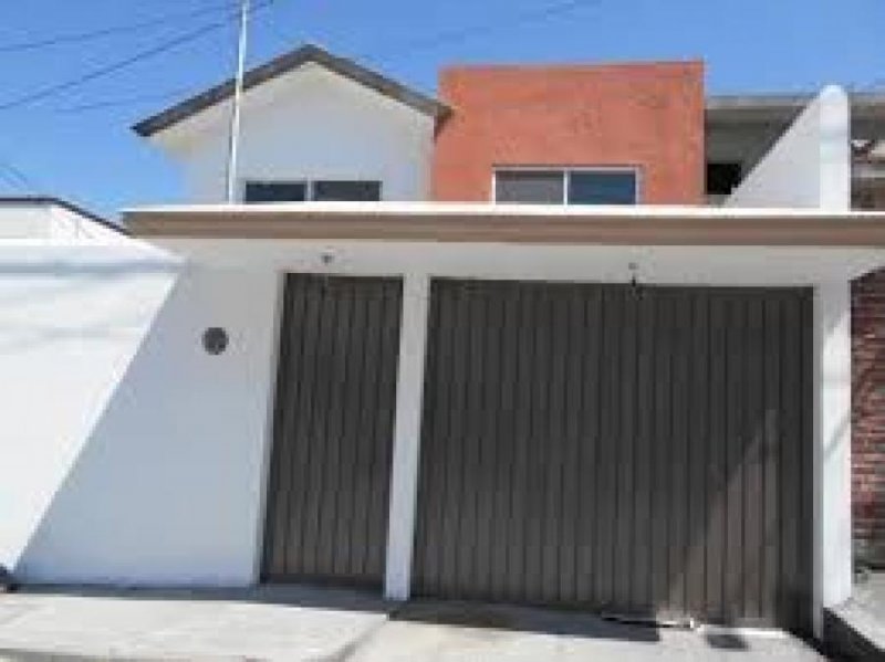 Casa en Venta en BUROCRATAS Chilpancingo de los Bravo, Guerrero