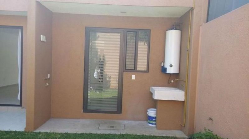 Foto Casa en Venta en Altozano, Morelia, Michoacan de Ocampo - $ 7.500 - CAV178029 - BienesOnLine