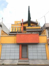 Foto Casa en Venta en La Perla, Nezahualcóyotl, Mexico - $ 2.310.000 - CAV246177 - BienesOnLine