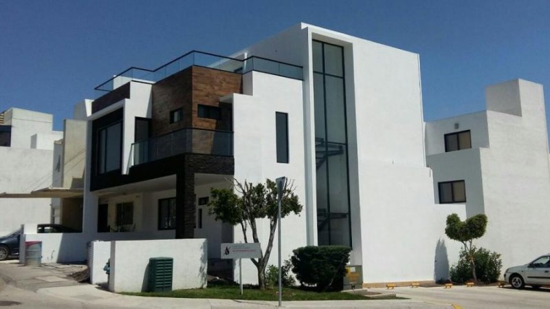 Foto Casa en Venta en Milenio, Santiago de Querétaro, Queretaro Arteaga - $ 4.500.000 - CAV325277 - BienesOnLine