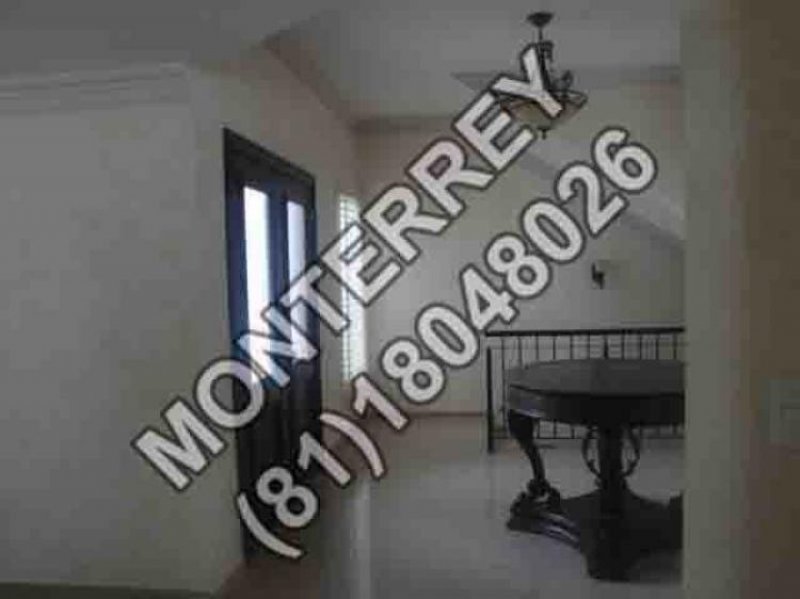 Foto Casa en Venta en COLONIA PEDREGAL LA SILLA EN MONTERREY NUEVO LEÓN, Monterrey, Nuevo Leon - $ 5.000.000 - CAV82963 - BienesOnLine