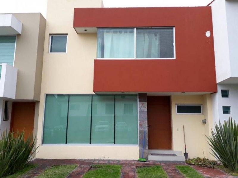 Foto Casa en Renta en nueva galicia, Tlajomulco de Zúñiga, Jalisco - $ 12.000 - CAR212715 - BienesOnLine