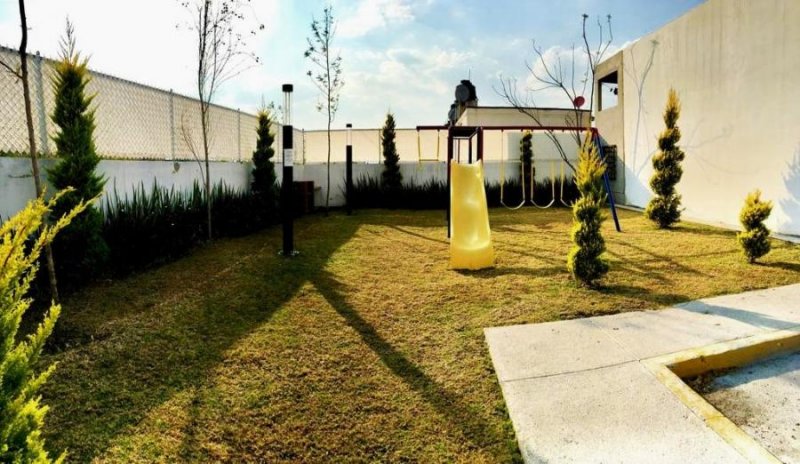 Foto Casa en Venta en Colonial del LAGO, Villa Nicolás Romero, Mexico - $ 1.630.000 - CAV315766 - BienesOnLine