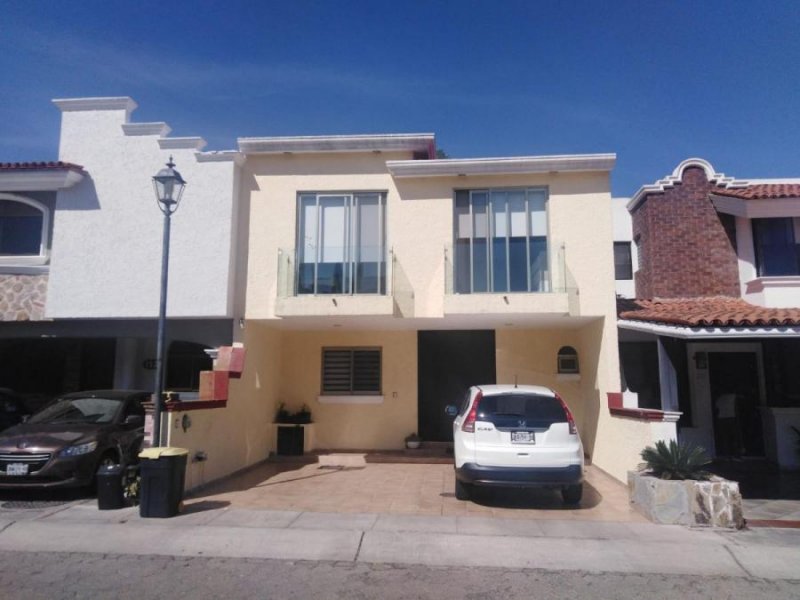 Casa en Venta en LAS VILLAS Tlajomulco de Zúñiga, Jalisco