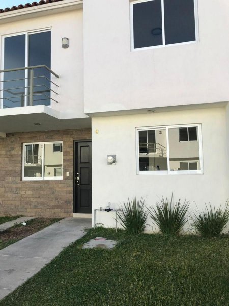 Casa en Venta en GIRASOLES ACUEDUCTO Zapopan, Jalisco