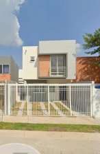 Casa en Venta en PASEO DE LOS PARQUES Tlaquepaque, Jalisco