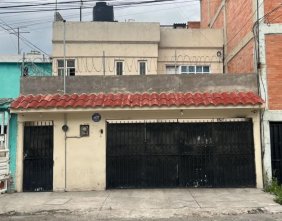 Casa en Venta en Valle de Aragón 3ra Sección Oriente Ecatepec de Morelos, Mexico