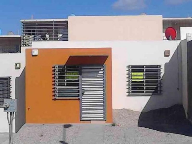 Casa en Venta en colinas de la presa Tijuana, Baja California
