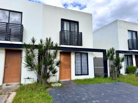 Casa en Venta en Fraccionamiento Adamar Tlajomulco de Zúñiga, Jalisco