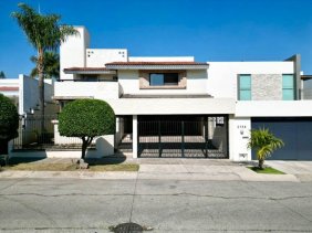 Casa en Venta en Bugambilias Zapopan, Jalisco