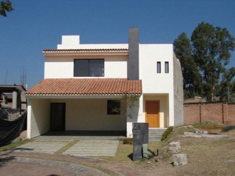 Foto Casa en Venta en Camichin Santa Anita, Tlajomulco de Zúñiga, Jalisco - $ 3.500.000 - CAV175313 - BienesOnLine