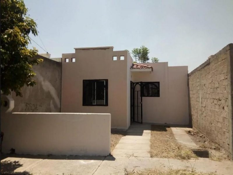 Casa en Venta en REAL DEL SOL Tlajomulco de Zúñiga, Jalisco