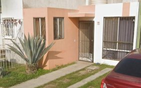 Casa en Venta en SANTA CRUZ DEL VALLE Tlajomulco de Zúñiga, Jalisco