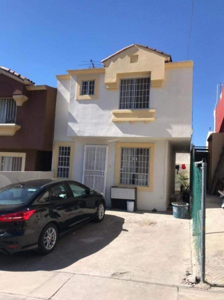 Foto Casa en Venta en Santa Fe 3a Sección, TIJUANA, Baja California - $ 1.600.000 - CAV298306 - BienesOnLine
