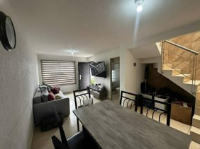 Casa en Venta en Paseos del Bosque Tecámac de Felipe Villanueva, Mexico