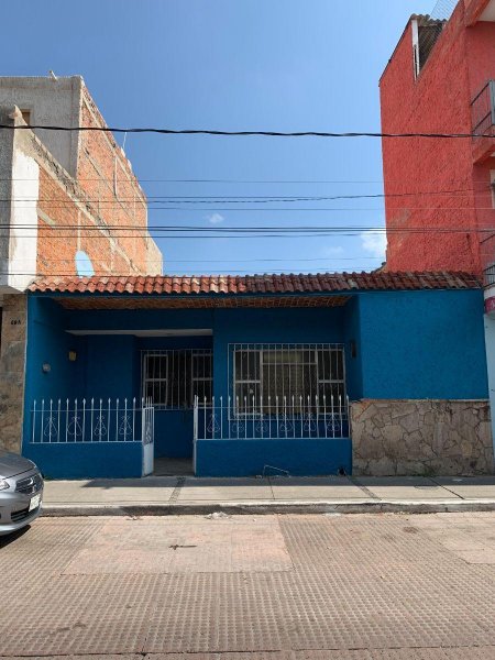 CASA EN VENTA EN TLAJOMULCO CENTRO