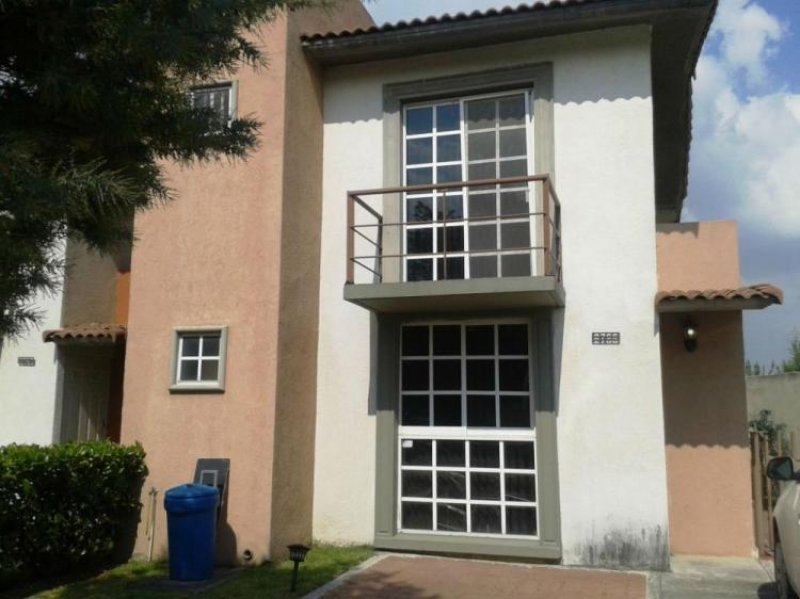 Foto Casa en Venta en VILLAS DEL CAMPO, Calimaya de Díaz González, Mexico - $ 1.100.000 - CAV144546 - BienesOnLine