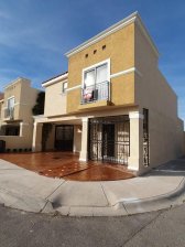 Casa en Venta en HACIENDA CARLOTA Chihuahua, Chihuahua