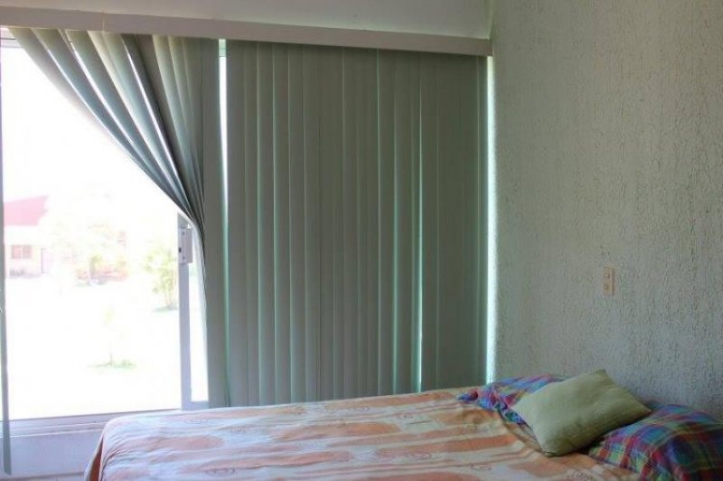Foto Casa en Venta en , Jalisco - $ 890.000 - CAV138669 - BienesOnLine