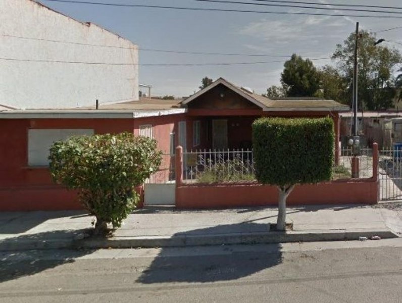 Casa en Venta en EL FLORIDO 3RA SECCION TIJUANA, Baja California