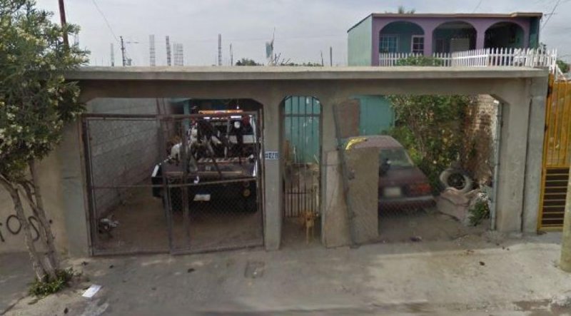 Casa en Venta en EL FLORIDO IV SECCION TIJUANA, Baja California