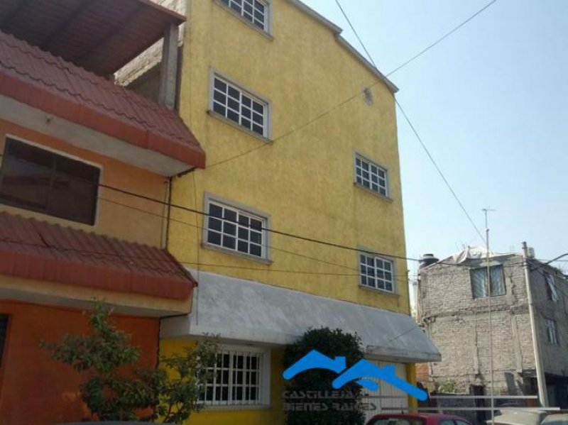 Foto Casa en Venta en Reforma Politica, Iztapalapa, Distrito Federal - $ 2.398.000 - CAV67898 - BienesOnLine