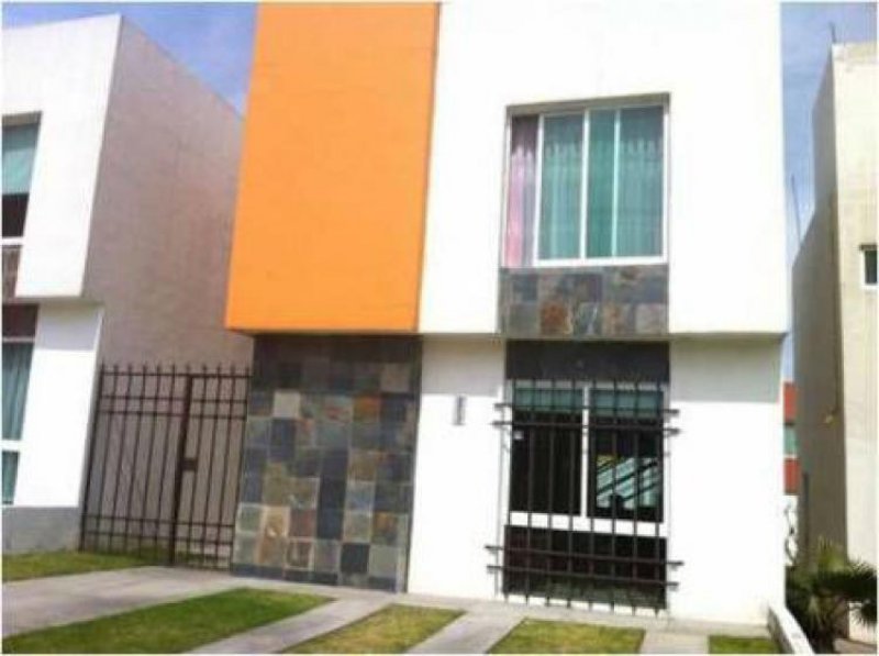 Foto Casa en Venta en Banus, Metepec, Mexico - $ 1.150.000 - CAV51612 - BienesOnLine