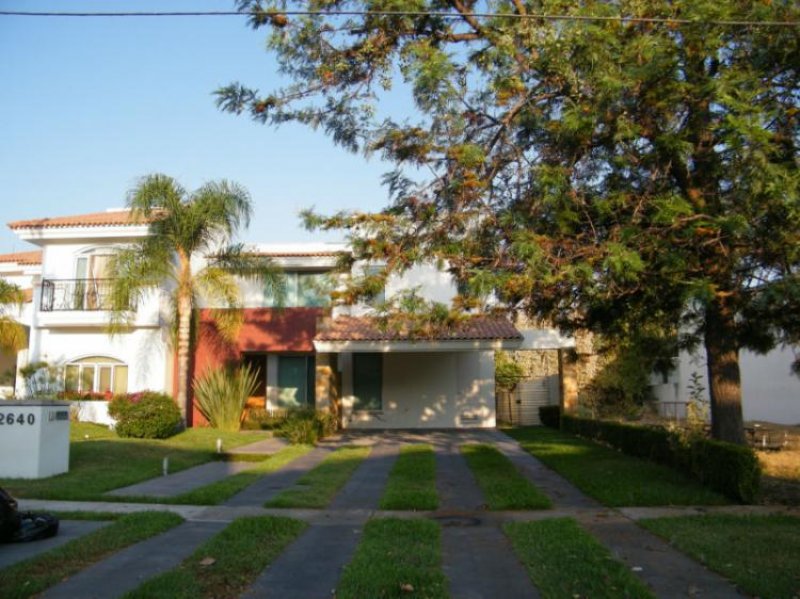 Foto Casa en Venta en Valle Real, Zapopan, Jalisco - $ 7.900.000 - CAV51855 - BienesOnLine