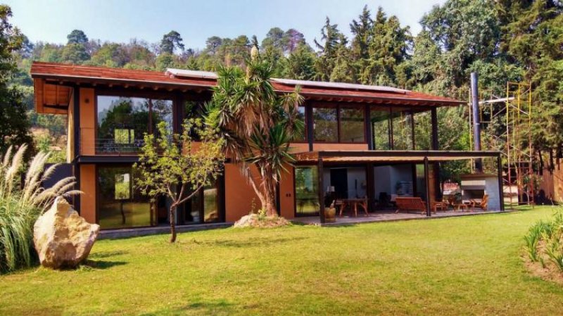 Foto Casa en Venta en Rincón de Estradas, Valle de Bravo, Mexico - $ 7.950.000 - CAV215868 - BienesOnLine