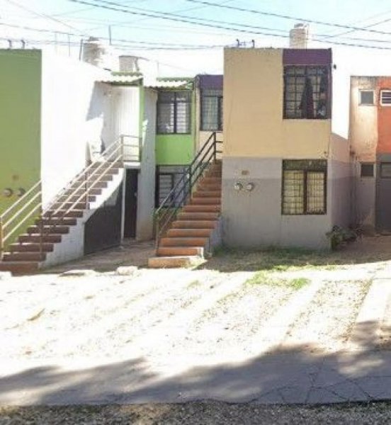 Casa en Venta en JARDINES DEL VALLE Zapopan, Jalisco
