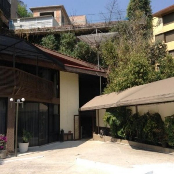 Foto Casa en Venta en Bosques de las Lomas, Huixquilucan de Degollado, Mexico - $ 1.100.000 - CAV150924 - BienesOnLine