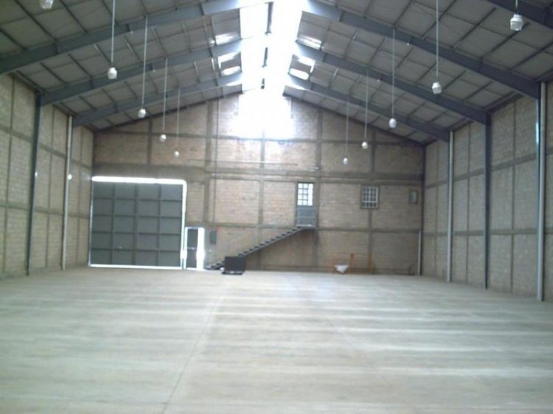 Foto Bodega en Renta en Lázaro Cardenas, Tultitlán de Mariano Escobedo, Mexico - BOR21477 - BienesOnLine