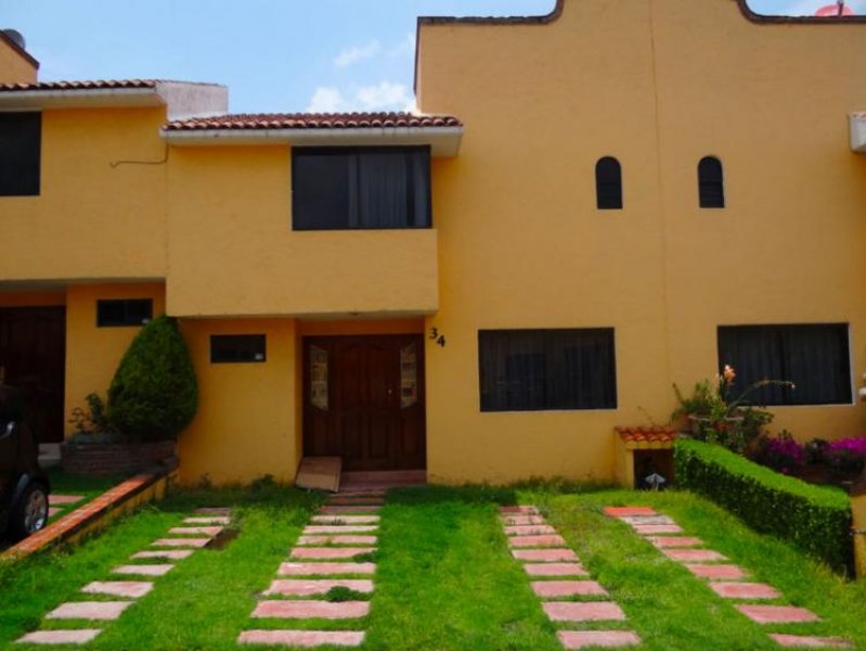Foto Casa en Venta en Granjas Lomas de Guadalupe, Cuautitlán Izcalli, Mexico - $ 1.598.000 - CAV111048 - BienesOnLine