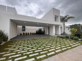 HERMOSA CASA EN VENTA EN RESIDENCIAL CAMPESTRE CLUB DE GOLF SUR