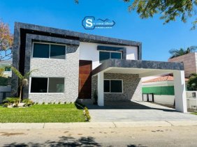 Casa en Venta en FRACCIONAMIENTO LOMAS DE COCOYOC Atlatlahucan, Morelos