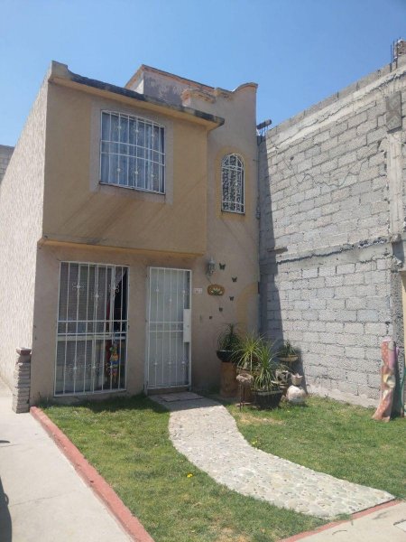 Casa en Venta en Fraccionamiento las Américas Ecatepec de Morelos, Mexico