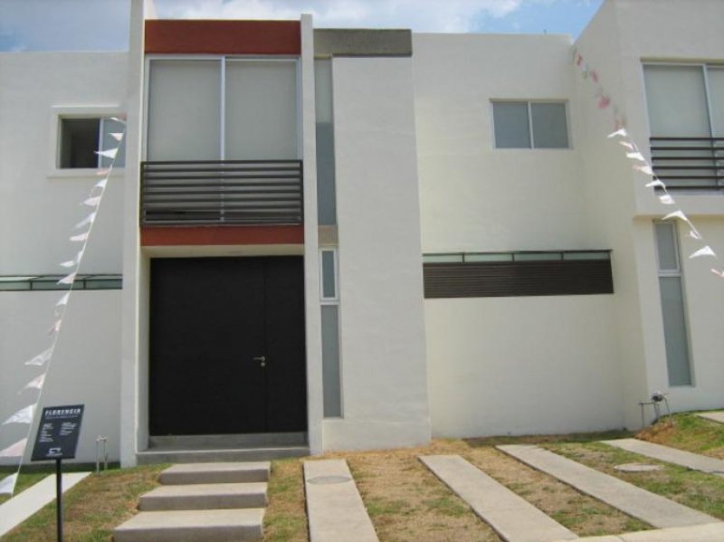 Foto Casa en Venta en Santa Anita, Tlajomulco de Zúñiga, Jalisco - $ 1.550.000 - CAV44864 - BienesOnLine