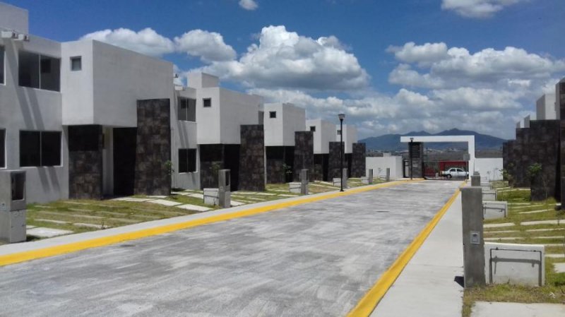 Foto Casa en Venta en LAGO RESIDENCIAL, Nicolás Romero, Mexico - $ 1.260.000 - CAV264012 - BienesOnLine