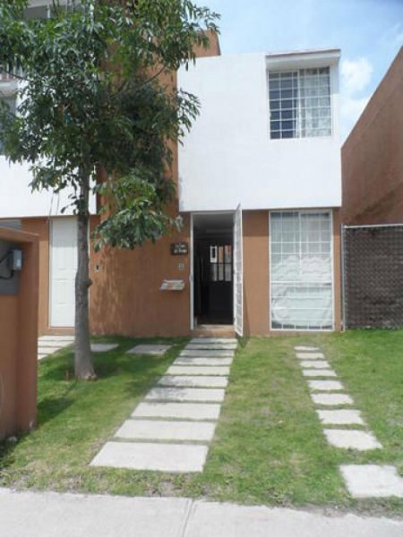 Foto Casa en Venta en La Guadalupana Bicentenario, Huehuetoca, Mexico - $ 410.000 - CAV221839 - BienesOnLine