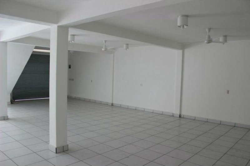 Foto Local en Renta en BOBADILLA, Puerto Vallarta, Jalisco - $ 11.600 - LOR146443 - BienesOnLine