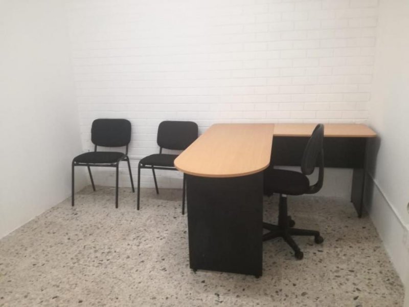 Foto Oficina en Renta en Jardines del moral, Jardines de la Silla (Jardines), Guanajuato - $ 7.540 - OFR260016 - BienesOnLine