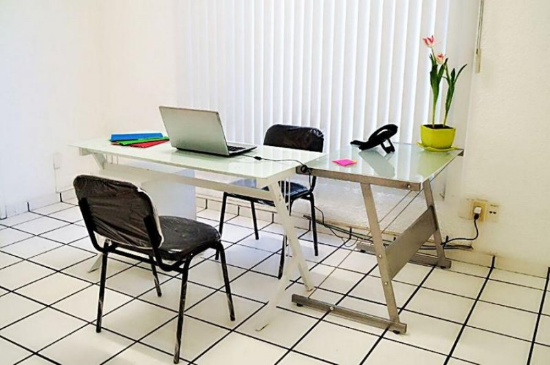 Foto Oficina en Renta en ARCOS VALLARTA, Guadalajara, Jalisco - $ 8.000 - OFR301606 - BienesOnLine