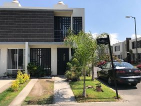 Foto Casa en Venta en REAL DEL VALLE, Tlajomulco de Zúñiga, Jalisco - $ 1.050.000 - CAV284363 - BienesOnLine