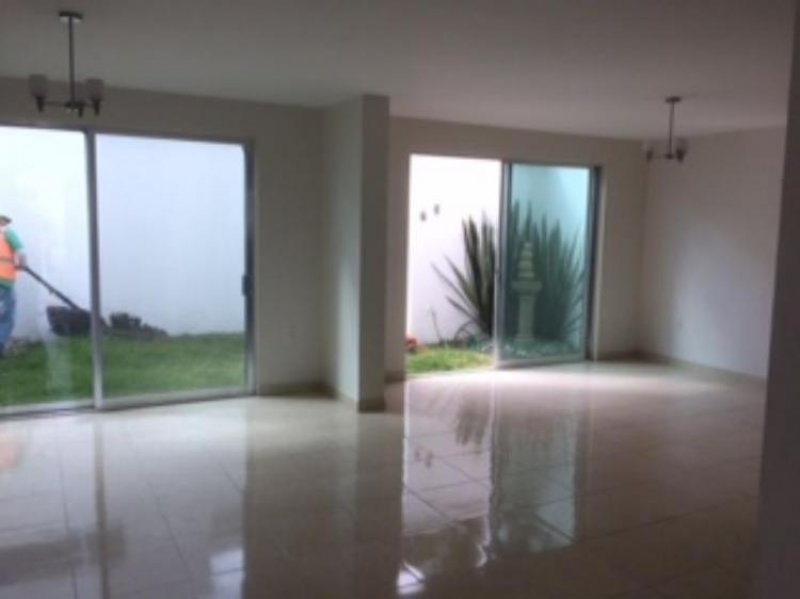 Foto Casa en Renta en EL MILENIO, Santiago de Querétaro, Queretaro Arteaga - $ 13.500 - CAR196675 - BienesOnLine